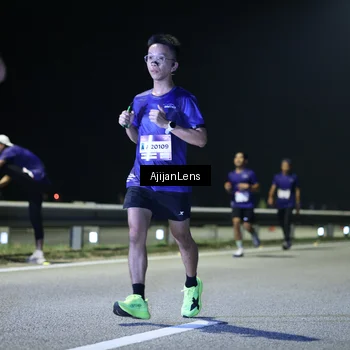 Runner Photo 7328749