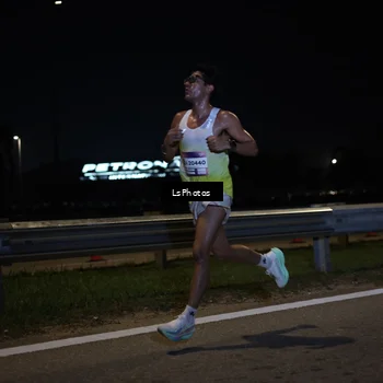 Runner Photo 7328773