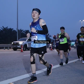 Runner Photo 7328791