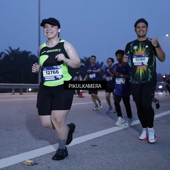 Runner Photo 7328860