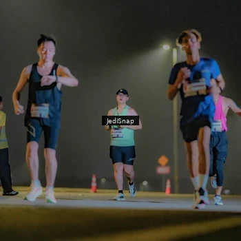 Runner Photo 7328868