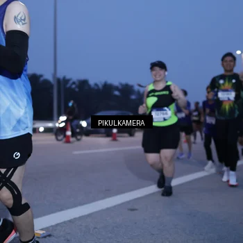 Runner Photo 7328885