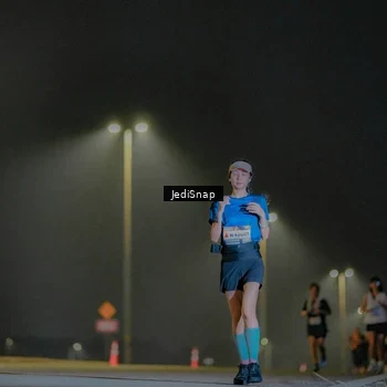 Runner Photo 7328903