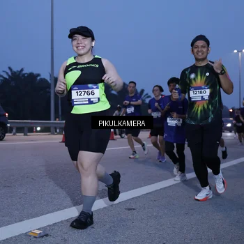 Runner Photo 7328952
