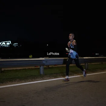Runner Photo 7329036