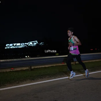 Runner Photo 7329037
