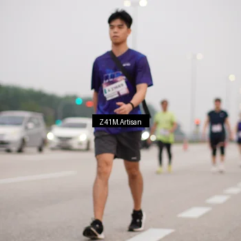 Runner Photo 7329041