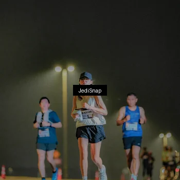 Runner Photo 7329062