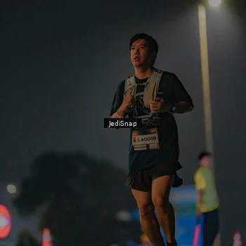 Runner Photo 7329098