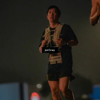 Runner Photo 7329103