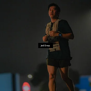 Runner Photo 7329104