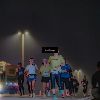 Runner Photo 7329116