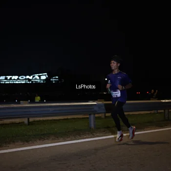 Runner Photo 7329202