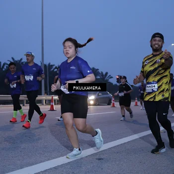 Runner Photo 7329242