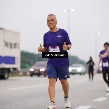 Runner Photo 7329244