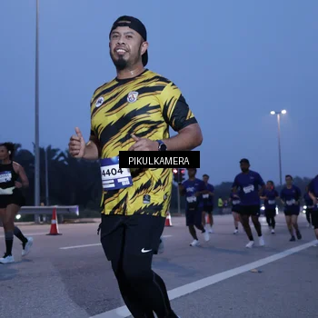 Runner Photo 7329346