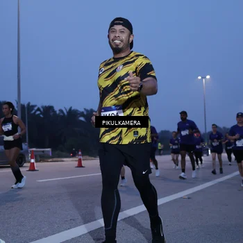 Runner Photo 7329355