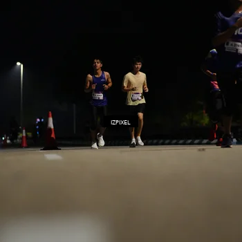 Runner Photo 7329405