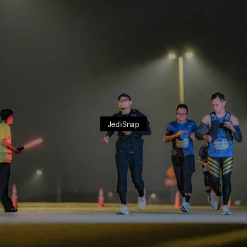 Runner Photo 7329425
