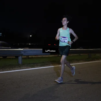 Runner Photo 7329498