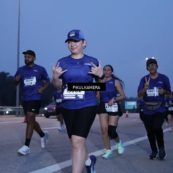 Runner Photo 7329573