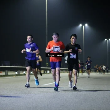 Runner Photo 7329624