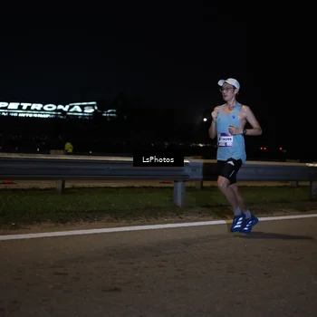 Runner Photo 7329733