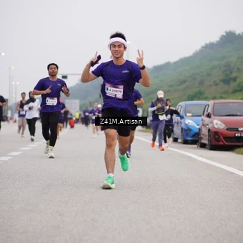 Runner Photo 7329819