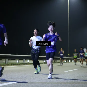 Runner Photo 7329840