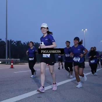 Runner Photo 7329856