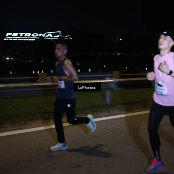 Runner Photo 7329882