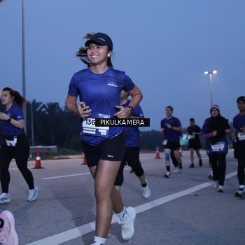 Runner Photo 7329887