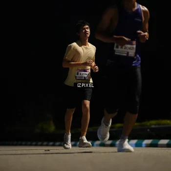Runner Photo 7329904