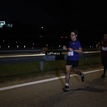 Runner Photo 7329915