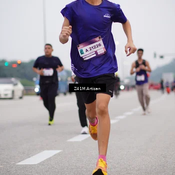 Runner Photo 7329944