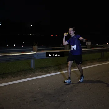 Runner Photo 7329951