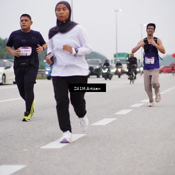 Runner Photo 7329954