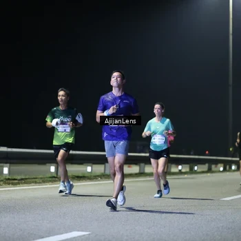 Runner Photo 7329996