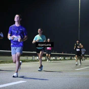 Runner Photo 7330001