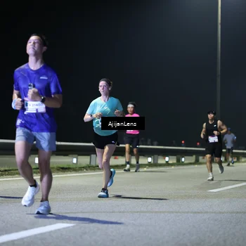 Runner Photo 7330025