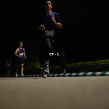 Runner Photo 7330032