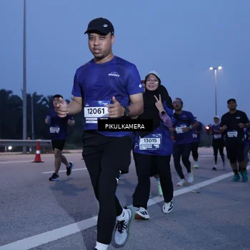 Runner Photo 7330043