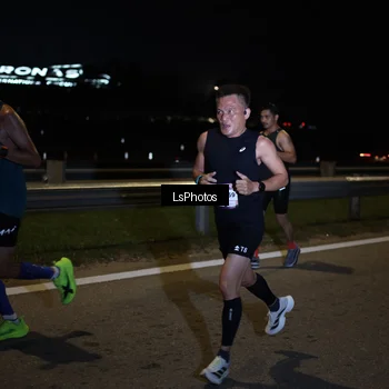 Runner Photo 7330070