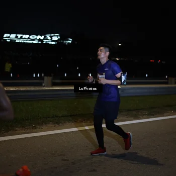 Runner Photo 7330099