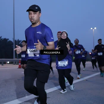 Runner Photo 7330106