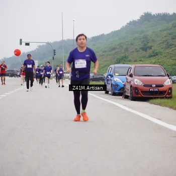 Runner Photo 7330107