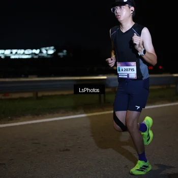 Runner Photo 7330143