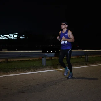 Runner Photo 7330172