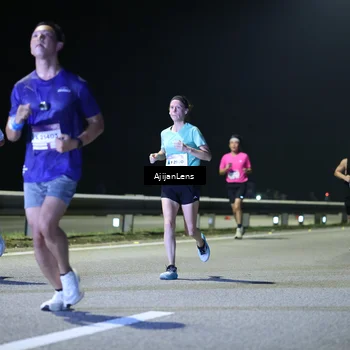 Runner Photo 7330177