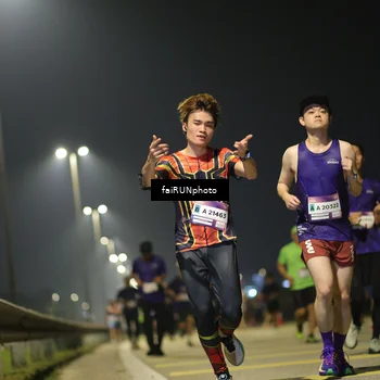 Runner Photo 7330210